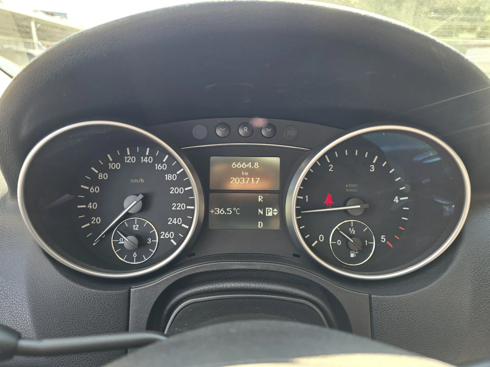 Mercedes-Benz ML 320 224к.с 4MATIC PREMIUM SPORT, снимка 16 - Автомобили и джипове - 54854331