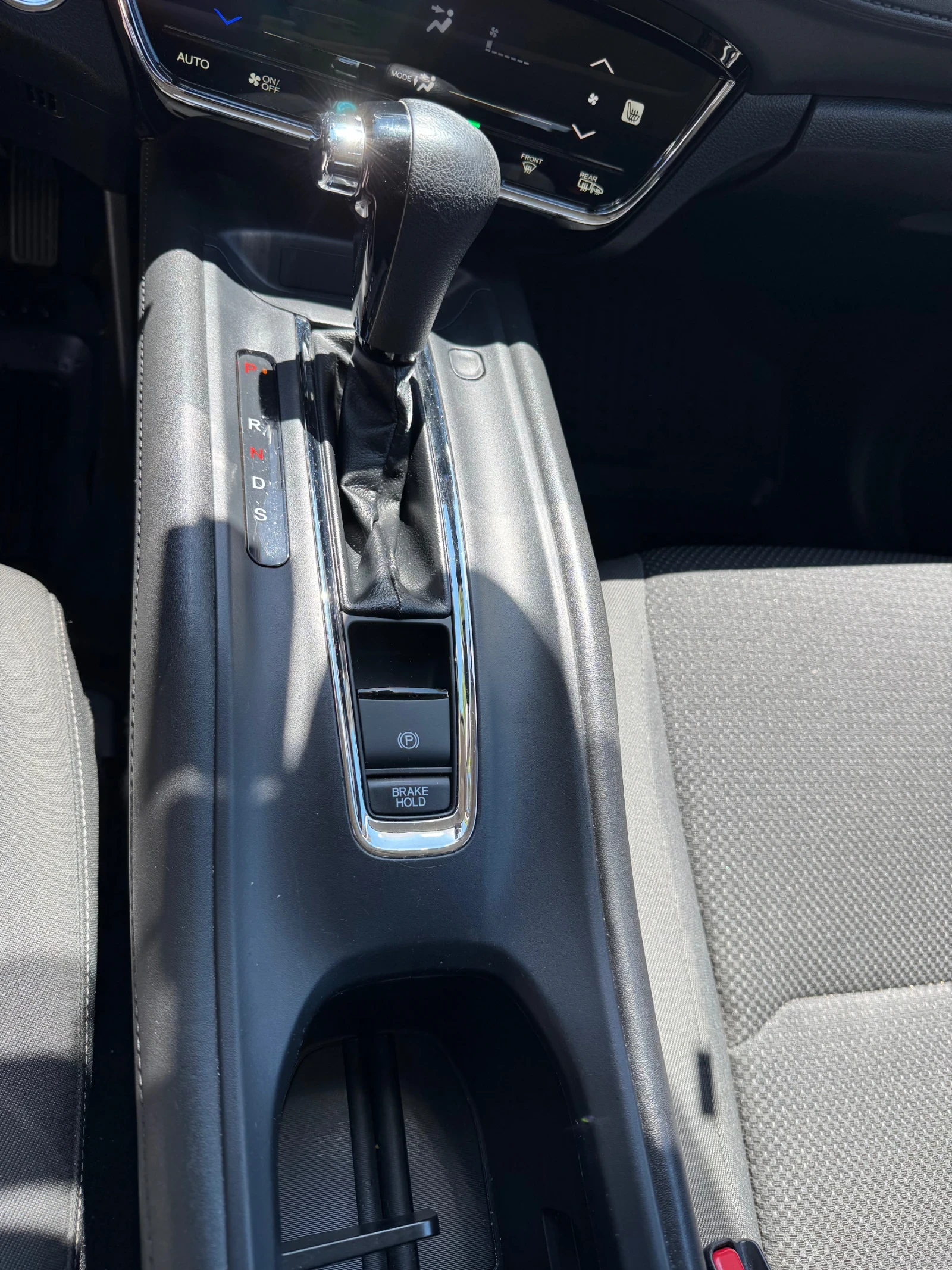 Honda Hr-v EX 1.8 , 4х4, снимка 15 - Автомобили и джипове - 55279417