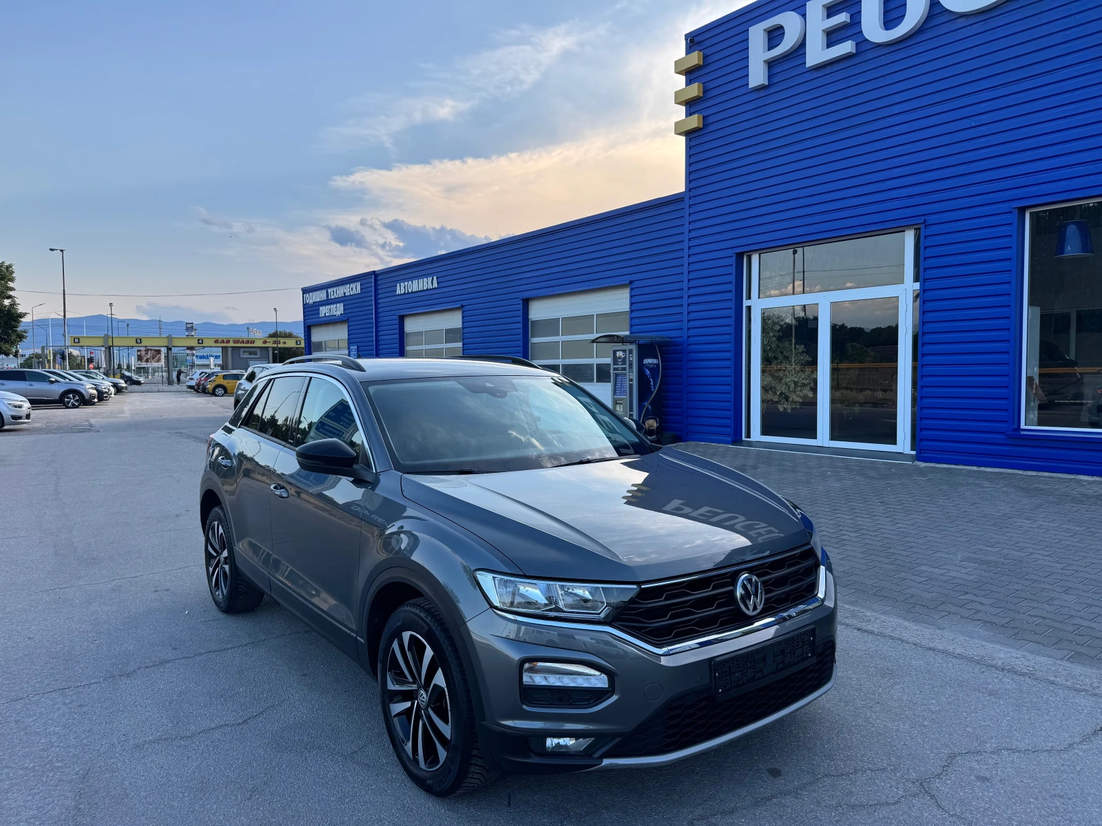 VW T-Roc 2.0 TDI IQ.DRIVE 150kc, снимка 7 - Автомобили и джипове - 55364939