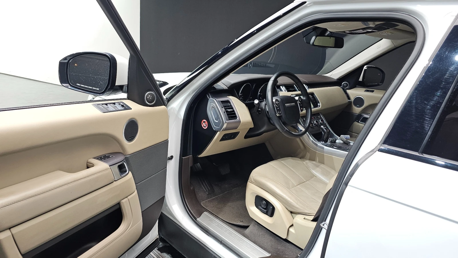 Land Rover Range Rover Sport * ОБДУХ * MERIDIAN AUDIO * ПАНО * KAMEPA, снимка 9 - Автомобили и джипове - 55483946