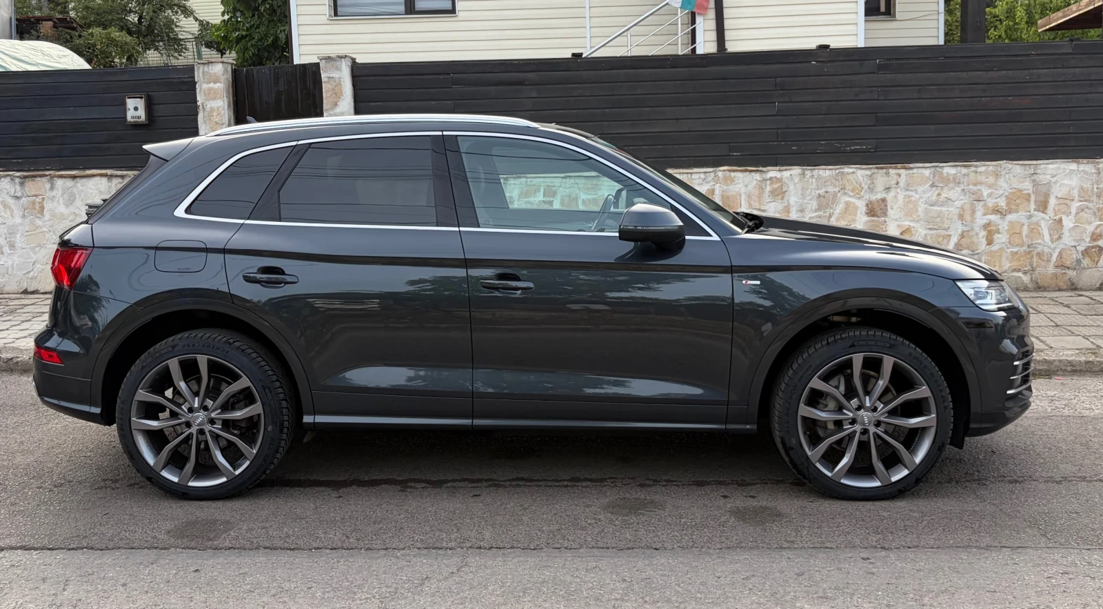 Audi Q5, снимка 7 - Автомобили и джипове - 55804915