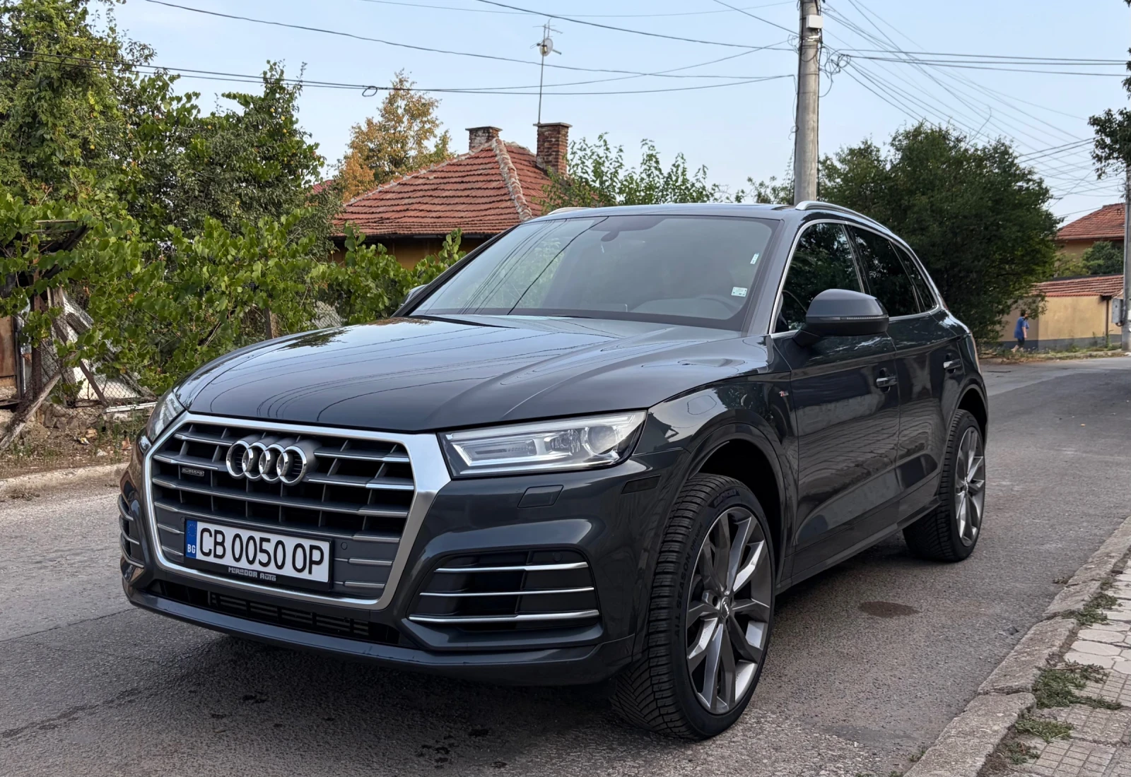 Audi Q5, снимка 2 - Автомобили и джипове - 55804915