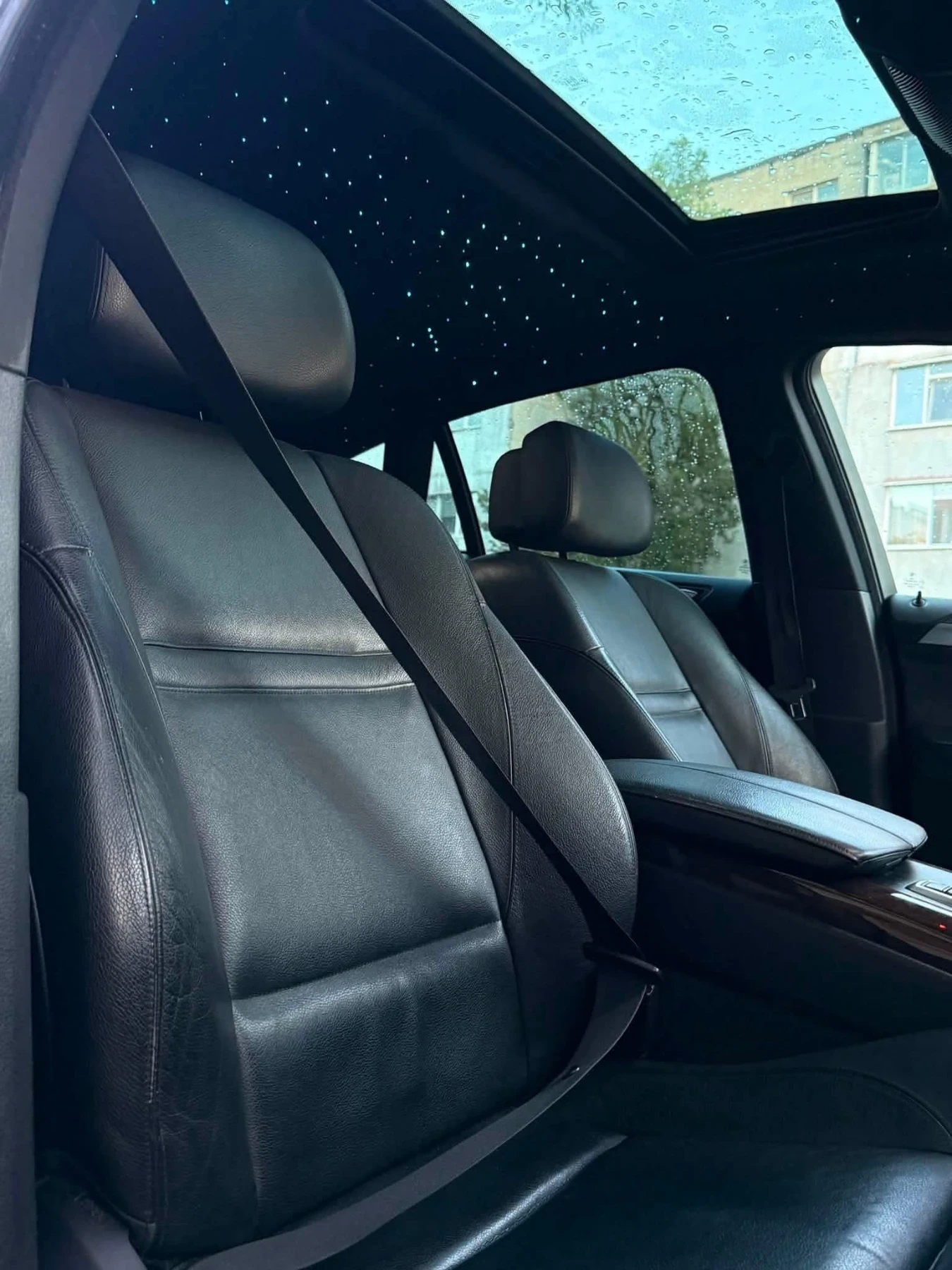 BMW X6 * СВЕТЕЩ ТАВАН* 286* БИТУРБО* ДЕСЕН ВОЛАН* , снимка 4 - Автомобили и джипове - 55955005