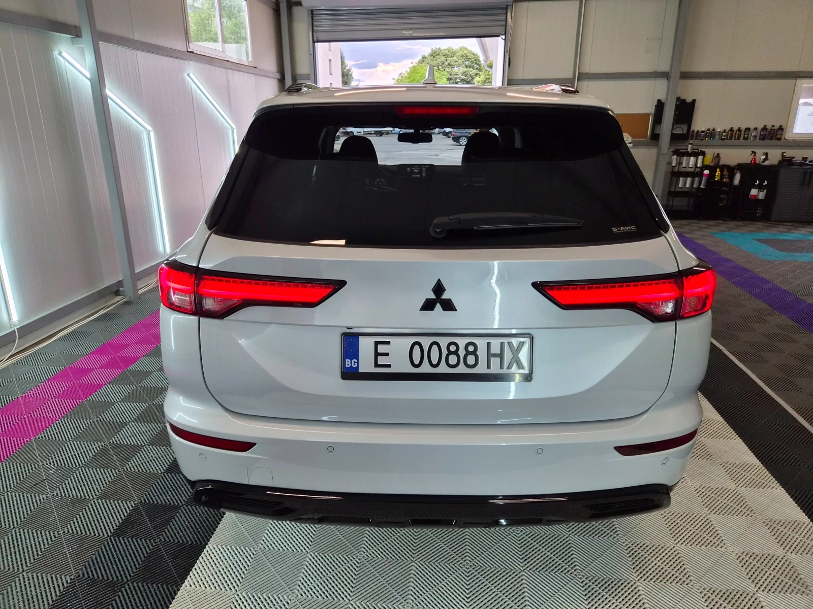 Mitsubishi Outlander 2.5 MIVEC 7 -МЕСТЕН ЛИЗИНГ, снимка 5 - Автомобили и джипове - 56356134