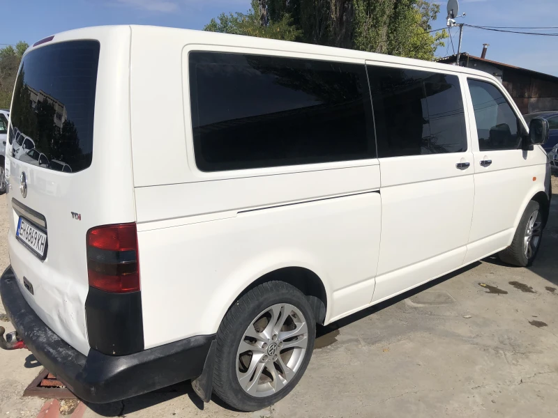 VW Transporter 2.5TDI 131 к.с 8+ 1 Места, снимка 3 - Бусове и автобуси - 51368568