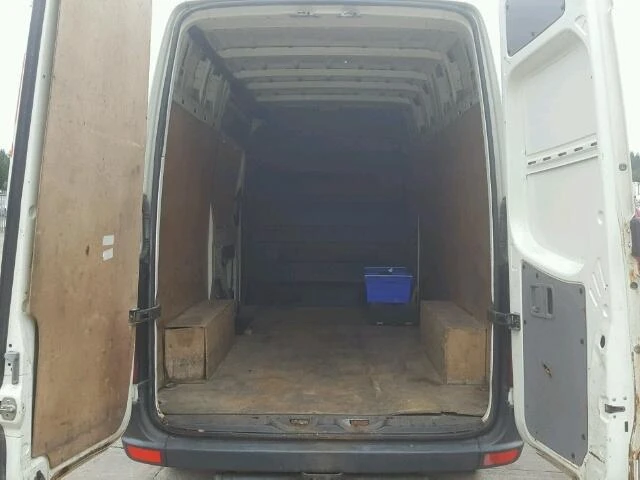 VW Crafter 2.5ЧАСТИ, снимка 7 - Бусове и автобуси - 14112137