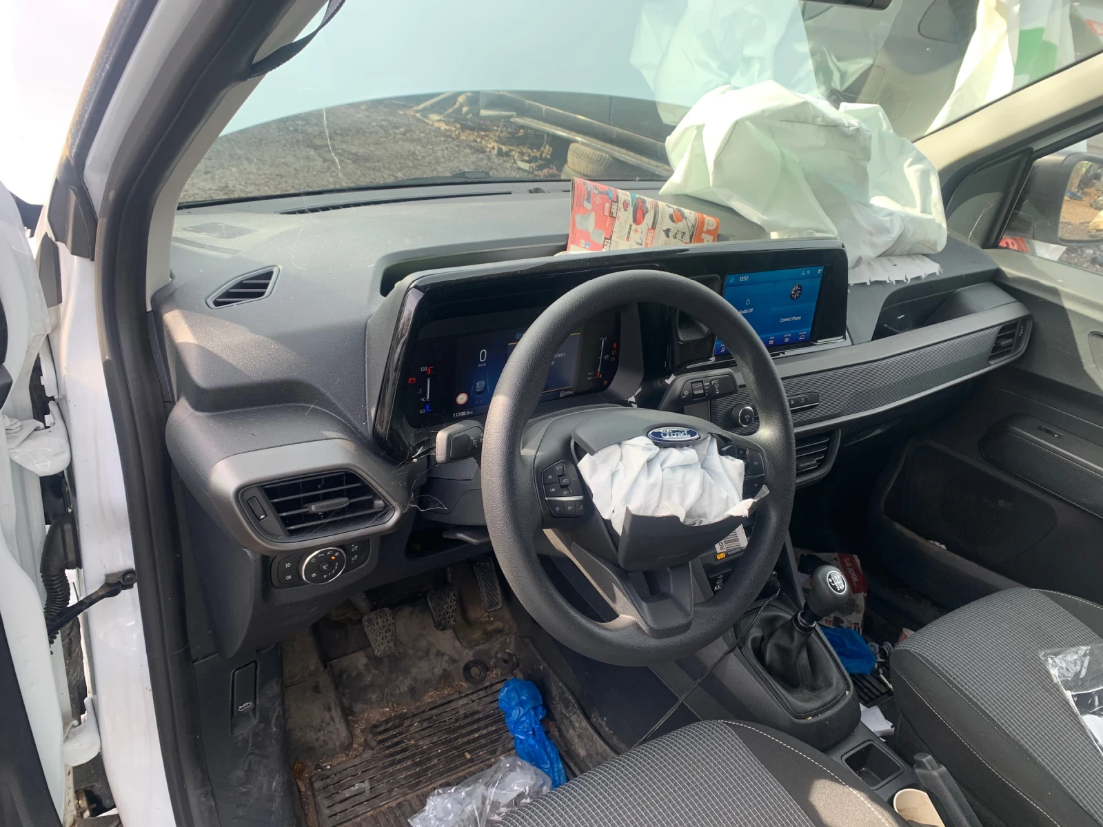 Ford Transit Courier - изображение 6