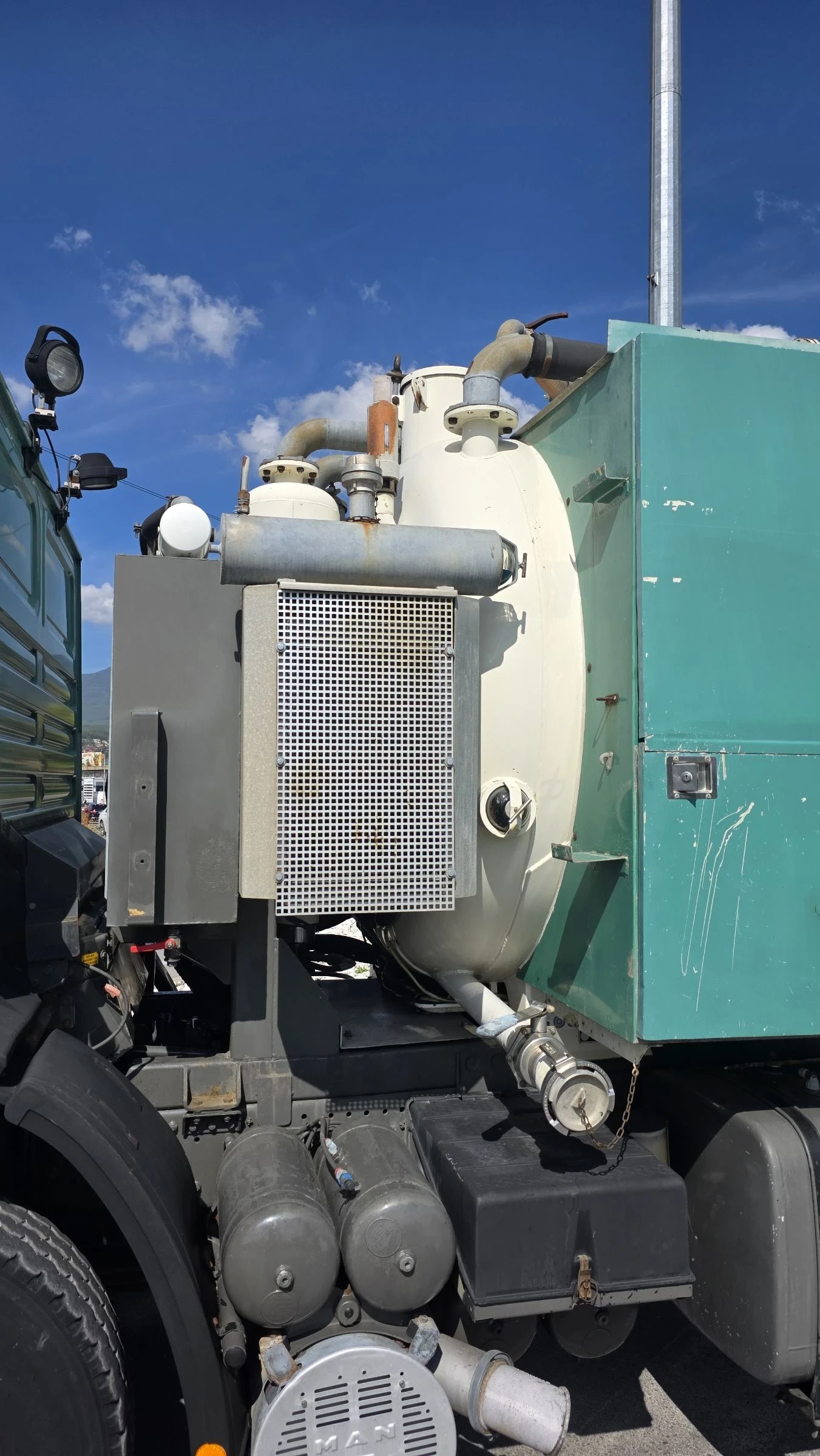 Man 26 340 ADR 6X4 За изсмукване на ями - изображение 7