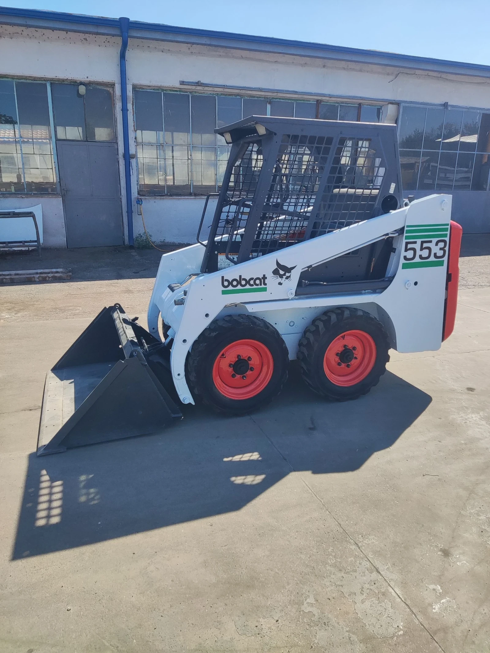 Мини челни товарачи Bobcat 553, снимка 2 - Индустриална техника - 55512526