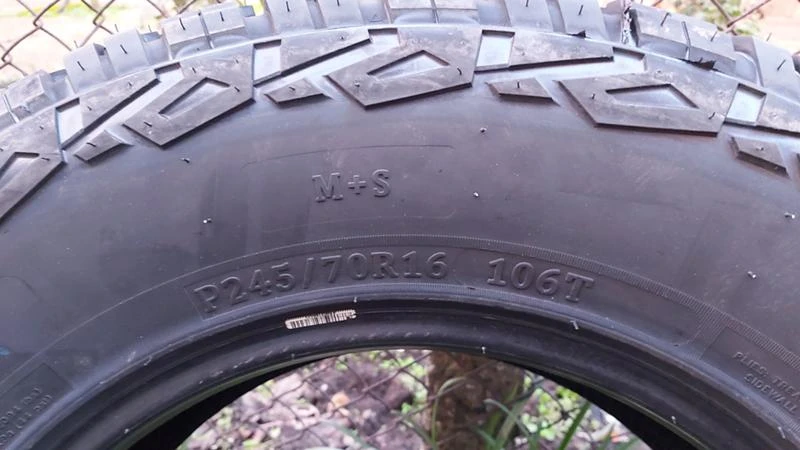 Гуми Всесезонни 245/70R16, снимка 5 - Гуми и джанти - 27366284