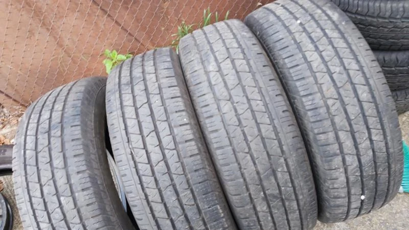 Гуми Всесезонни 255/70R16, снимка 2 - Гуми и джанти - 27401185