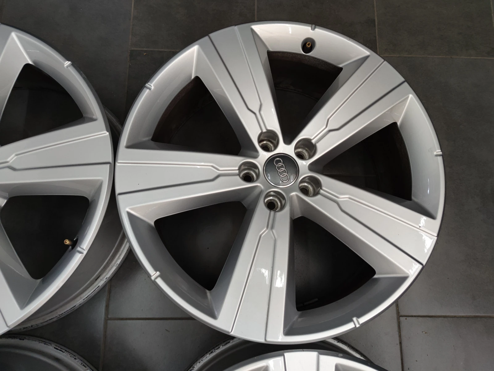   Audi Q7 | Mobile.bg   6