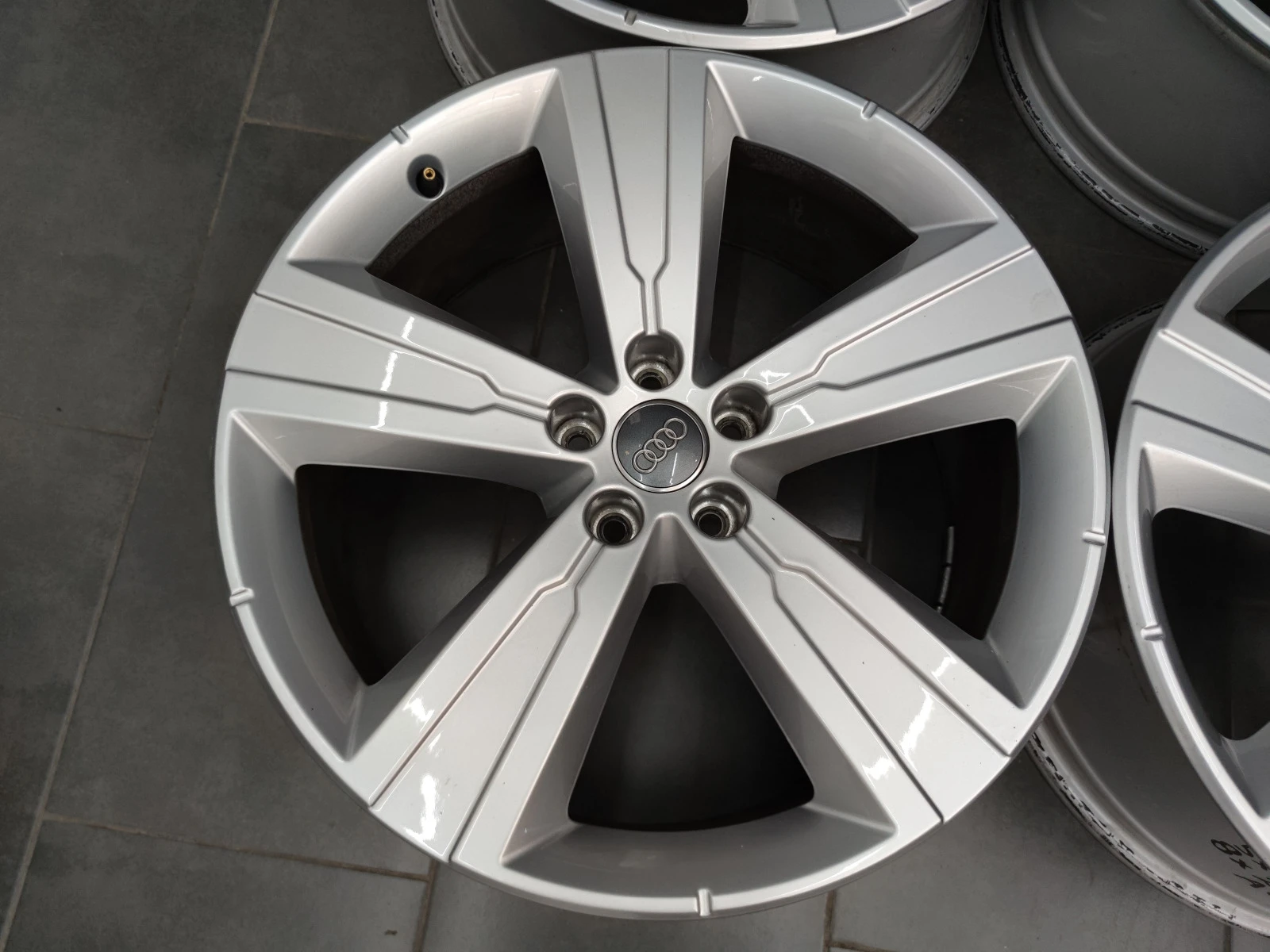   Audi Q7 | Mobile.bg   7