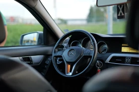 Обява за продажба на Mercedes-Benz C 200 2.2 CDI BLUE-EFFICENCY/ Автоматик/Шибeдах/Нави ~15 200 лв. - изображение 9