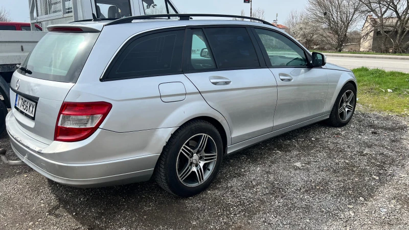 Mercedes-Benz C 200 Комби, снимка 2 - Автомобили и джипове - 47285980