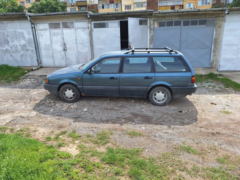 VW Passat, снимка 2 - Автомобили и джипове - 47197059