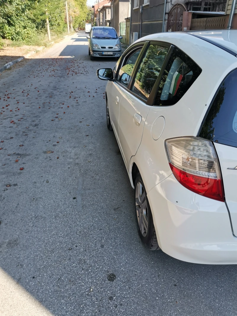 Honda Jazz 2, снимка 4 - Автомобили и джипове - 47344137