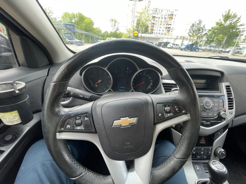 Chevrolet Cruze 1.8 бензин газ, снимка 7 - Автомобили и джипове - 47407260