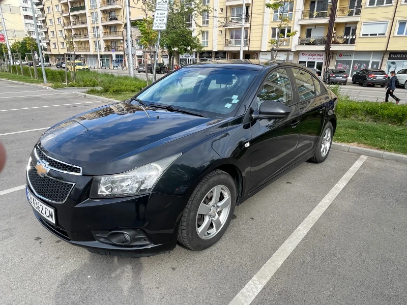 Chevrolet Cruze 1.8 бензин газ, снимка 3 - Автомобили и джипове - 47407260