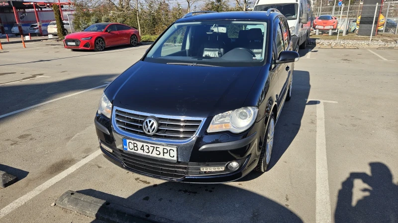 VW Touran, снимка 2 - Автомобили и джипове - 49511167