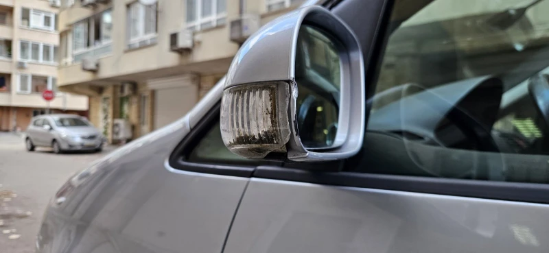 VW Touran, снимка 15 - Автомобили и джипове - 52563954