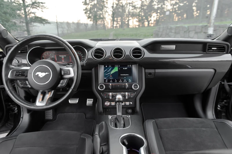 Ford Mustang GT 5.0 V8, снимка 10 - Автомобили и джипове - 52835960