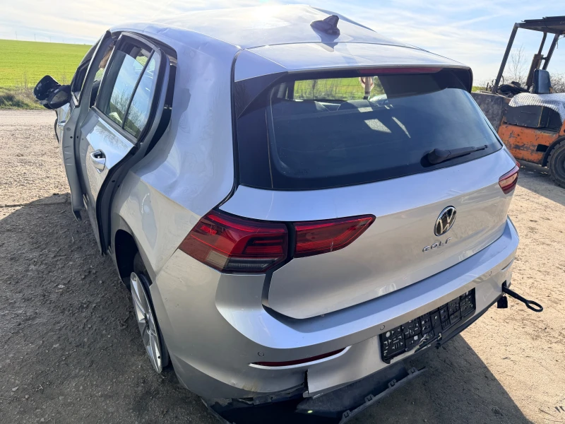 VW Golf 2.0 TDI, снимка 6 - Автомобили и джипове - 52855673