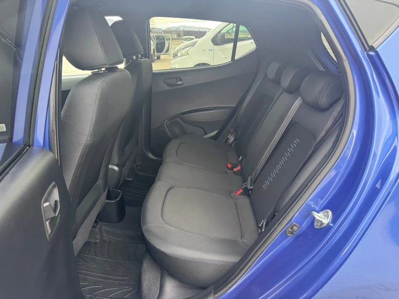 Hyundai I10 1.2i PASSION NAVI FULL, снимка 13 - Автомобили и джипове - 52957886