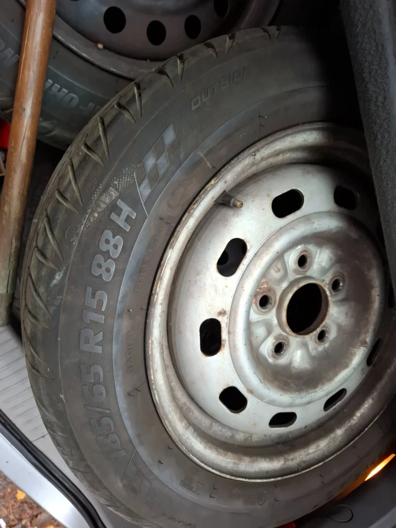 Nissan Almera tino, снимка 3 - Автомобили и джипове - 53041234