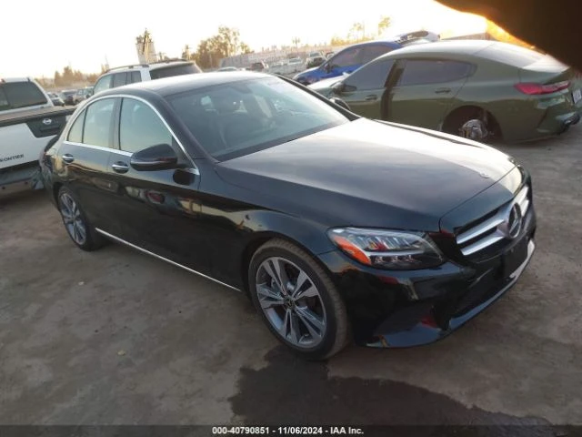 Mercedes-Benz C 300, снимка 1 - Автомобили и джипове - 48401577