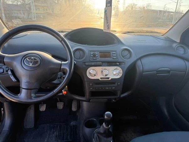 Toyota Yaris, снимка 3 - Автомобили и джипове - 48755081