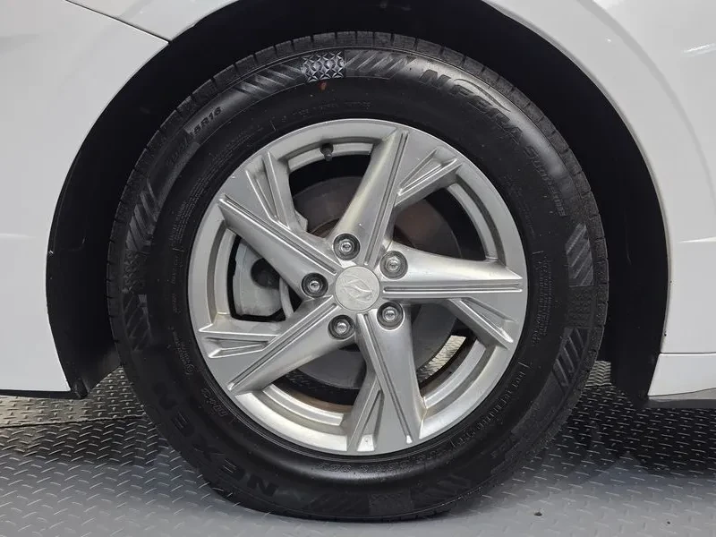 Hyundai Sonata  2.0 Lpg Smart, снимка 5 - Автомобили и джипове - 56497494