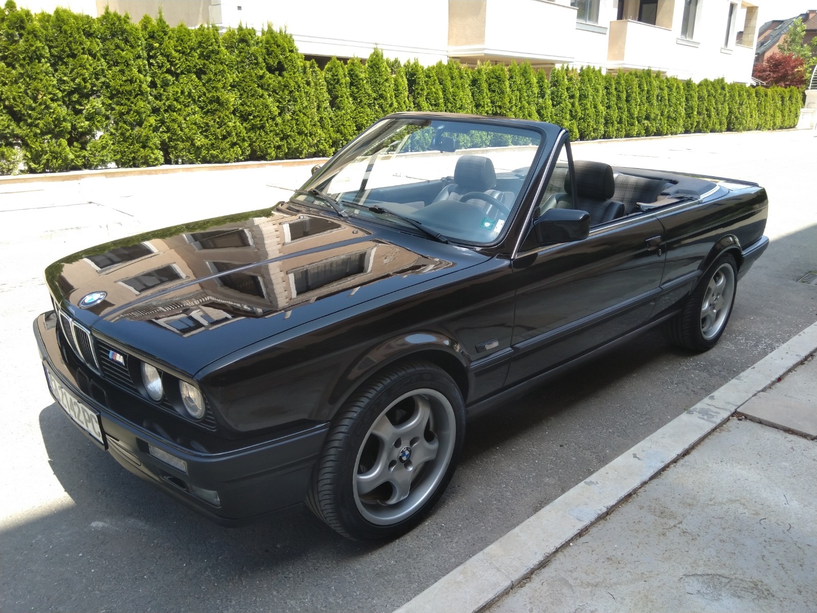 BMW 320 Cabrio - изображение 1