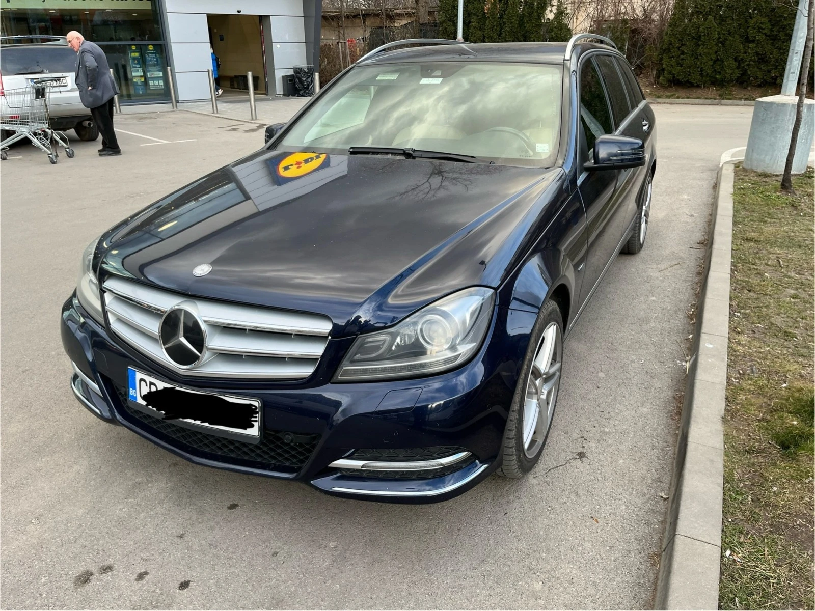 Mercedes-Benz C 350 AVANTGARDE - изображение 3