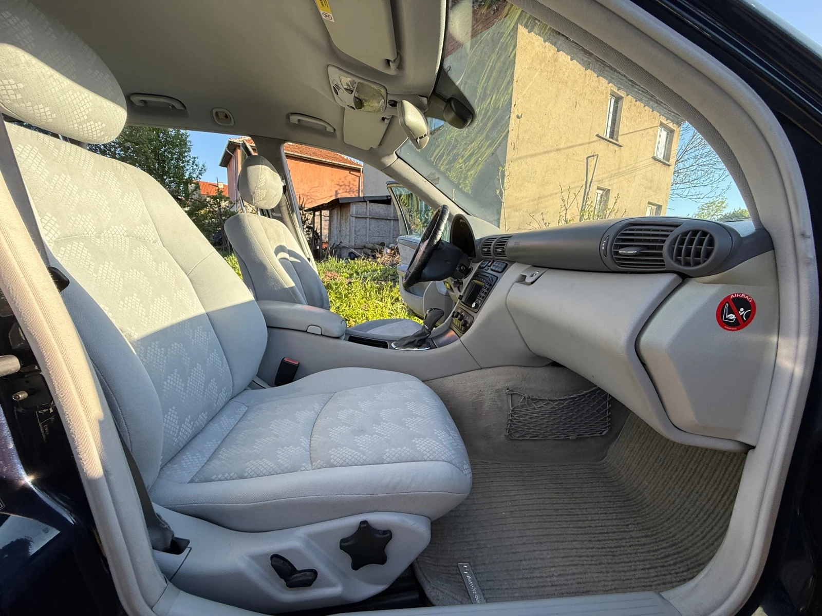 Mercedes-Benz 220 CDI - изображение 6