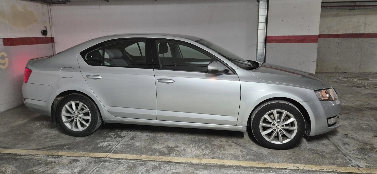 Skoda Octavia 3, 1.4 TSI, 140 к.с, Първи Собственик - изображение 10
