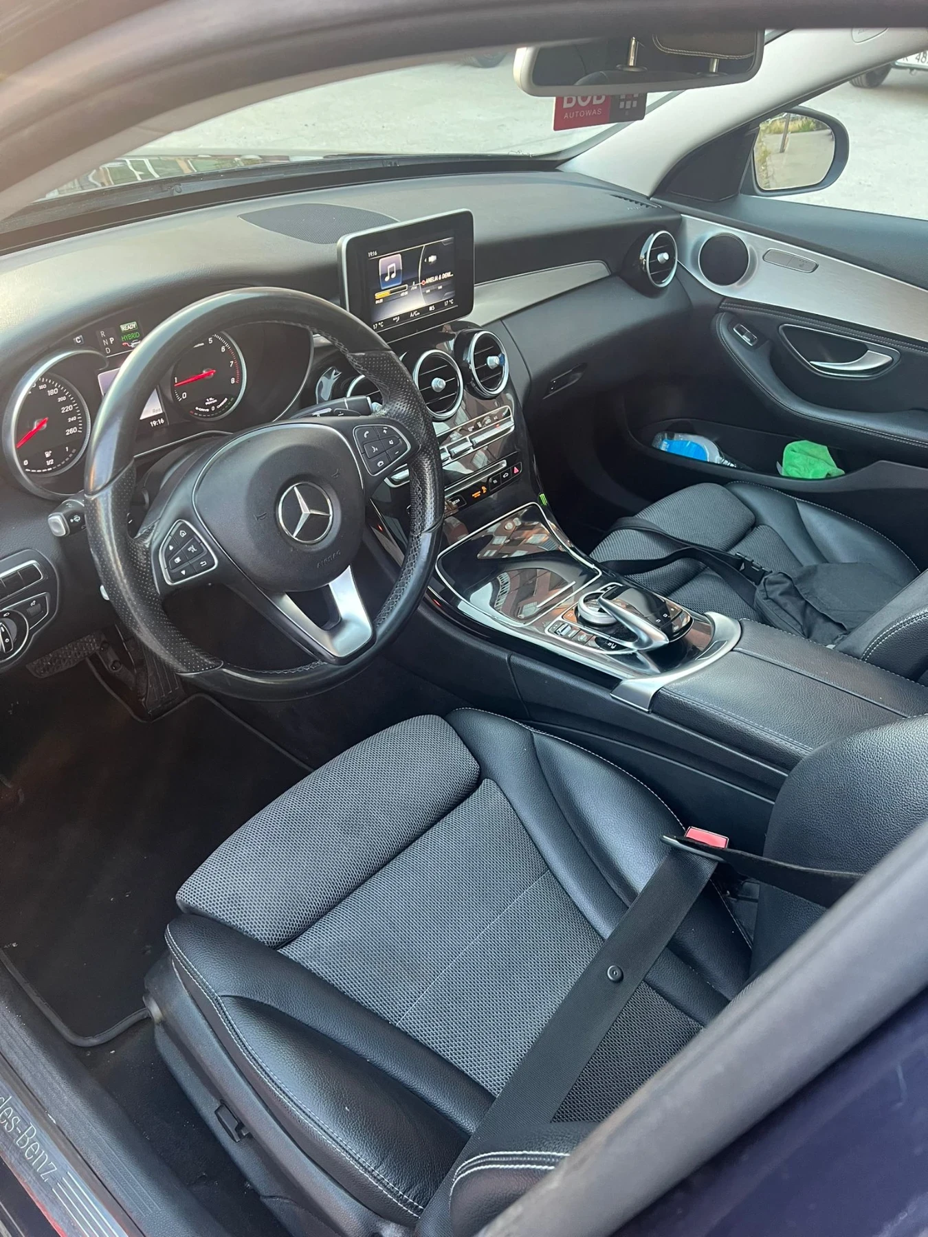 Mercedes-Benz C 350  - изображение 10