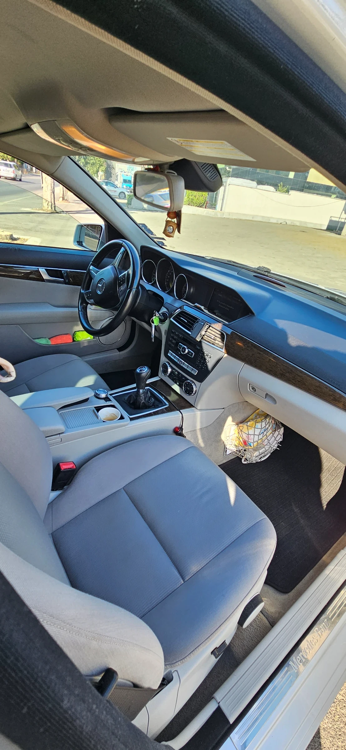 Mercedes-Benz C 220  - изображение 4