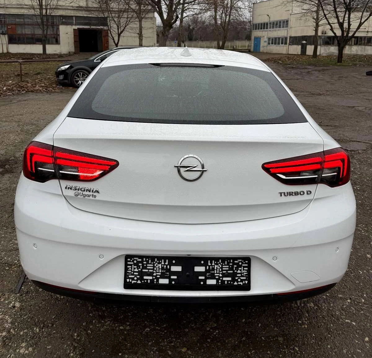 Opel Insignia Grand Sport 1.6 CDTI DPF Selective 2018�.���� 6D | Mobile.bg � ����������� 11