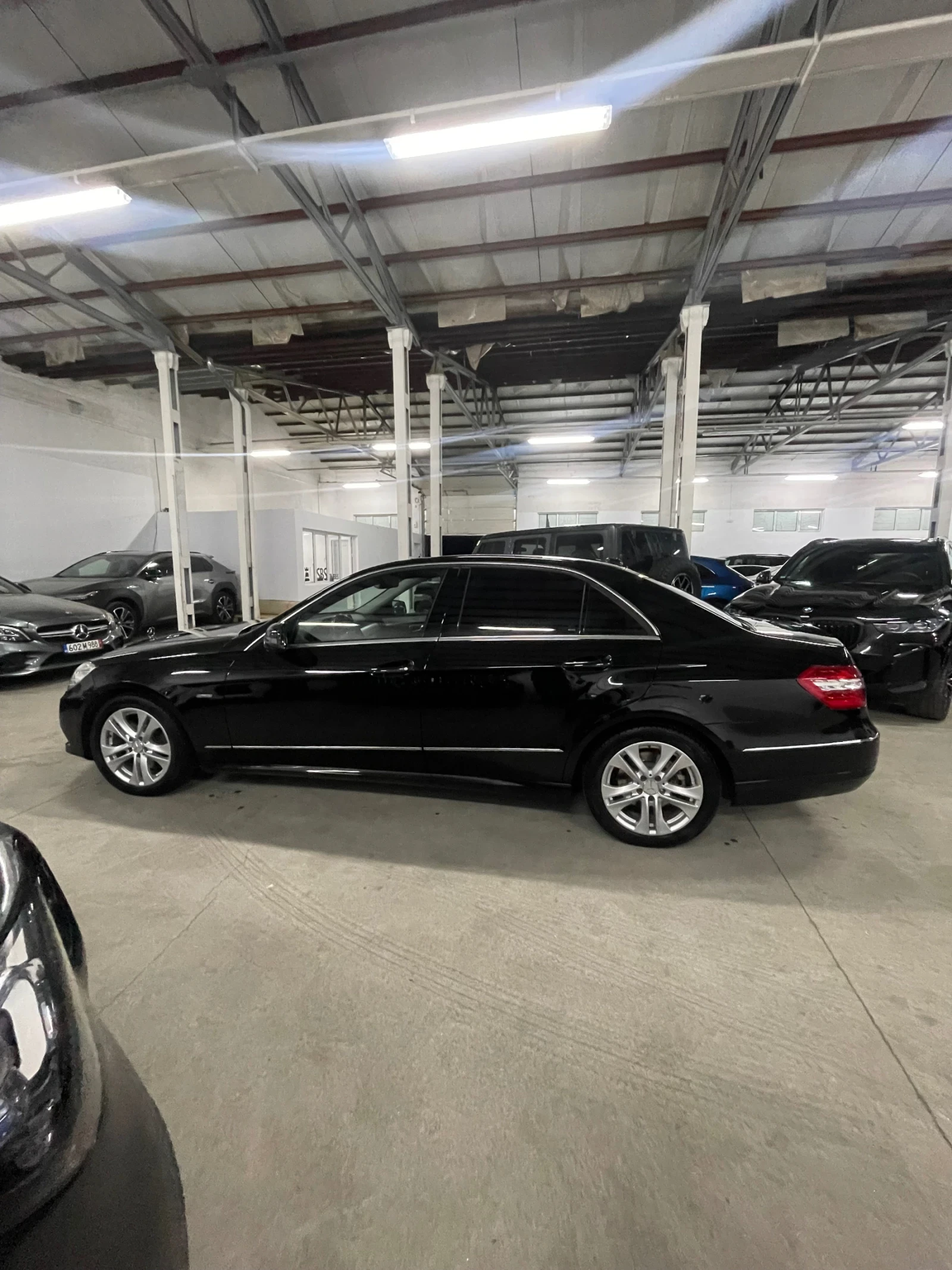 Mercedes-Benz E 350 CDI/avangarde/Подгрев/мъртва точка/НОВА!!! - изображение 8