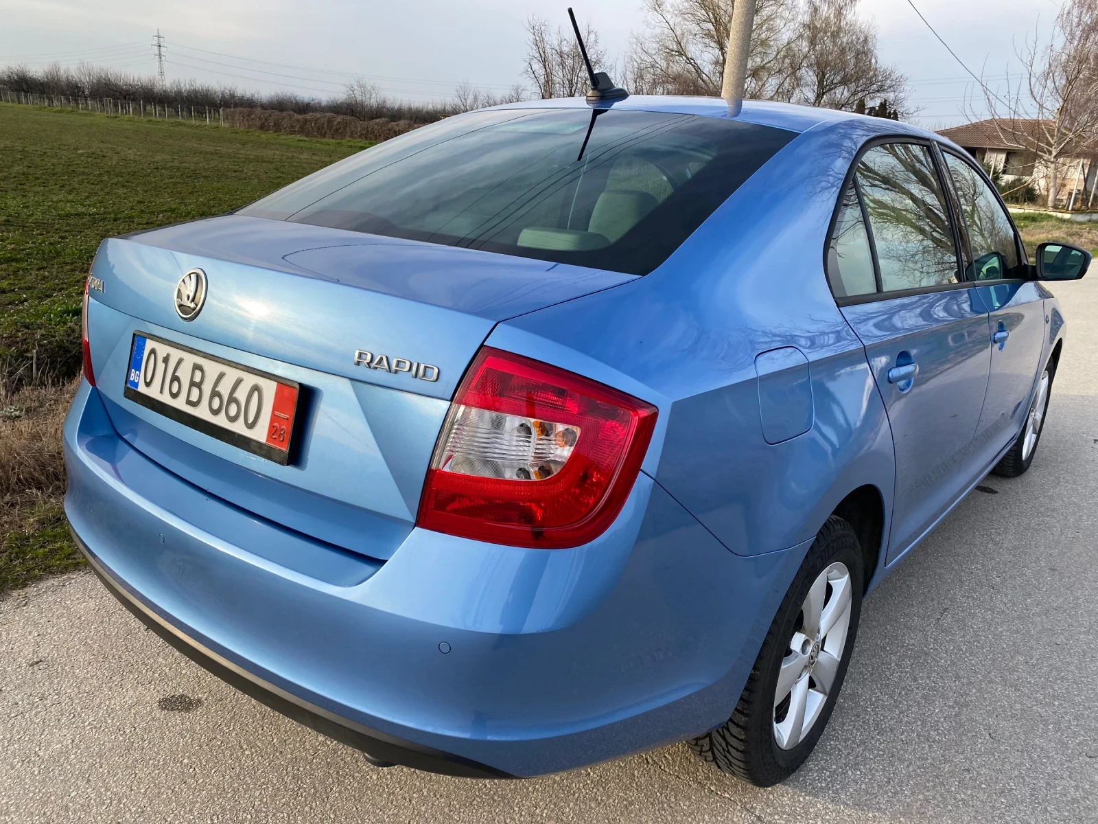 Skoda Rapid 1.6TDI Elegance 107000 | Mobile.bg � ����������� 5