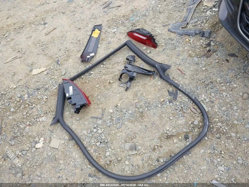 Audi A5 2.0L I-4 DI, DOHC, VVT, TURBO, 261HP All Wheel | Mobile.bg � ����������� 12