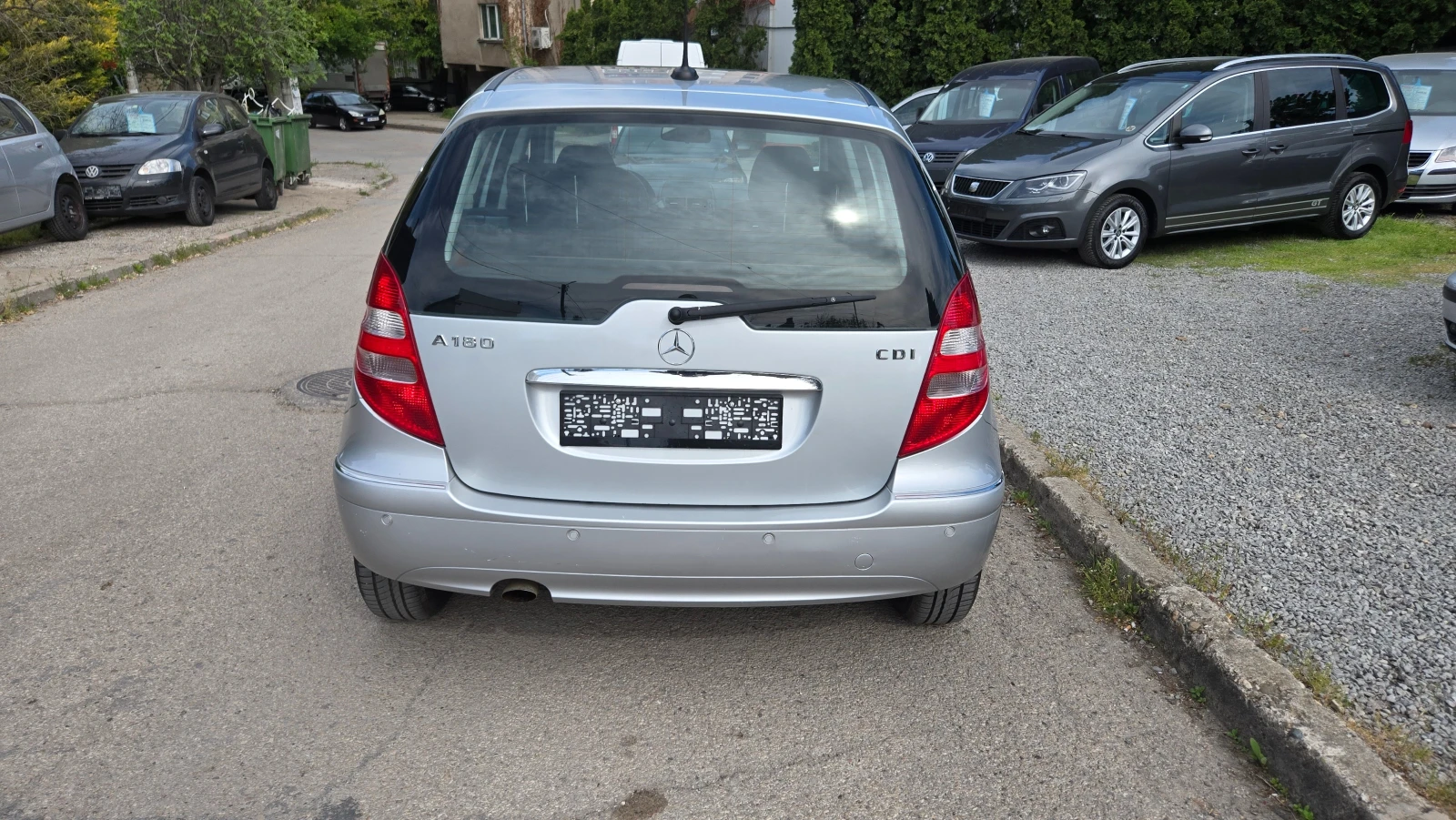 Mercedes-Benz A 180 Отлична, снимка 4 - Автомобили и джипове - 54347401