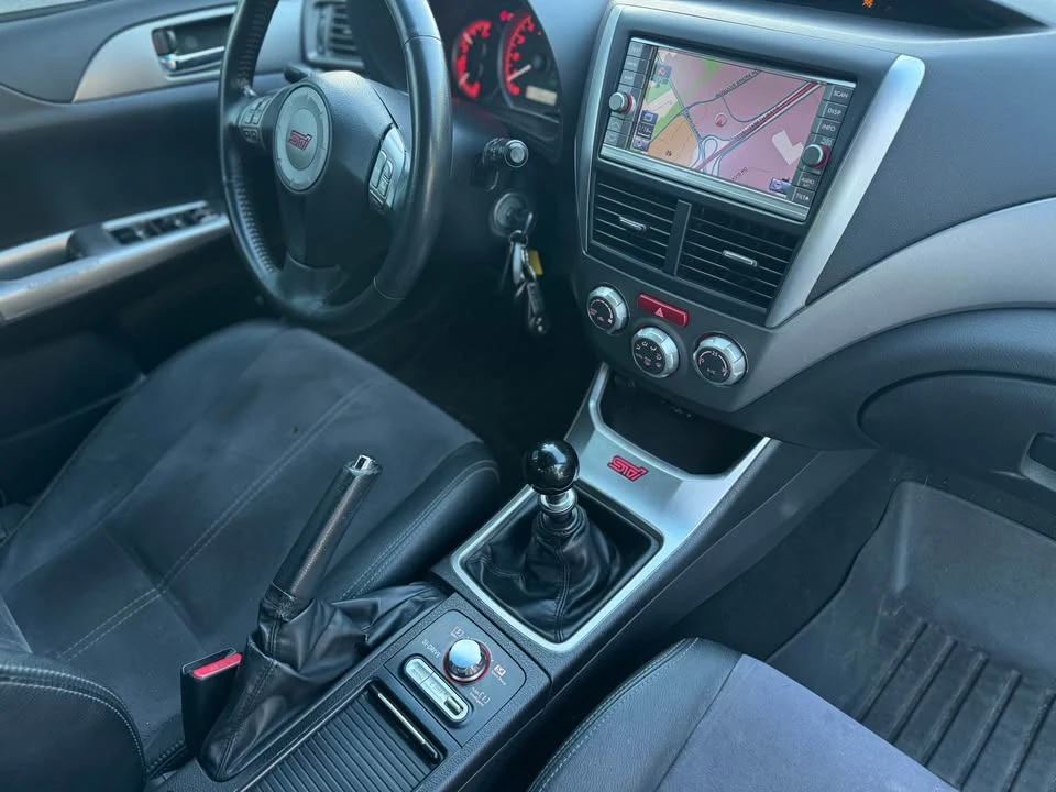 Subaru WRX * STI* АВТОКРЕДИТ БЕЗ ПЪРВОНАЧАЛНА ВНОСКА* , снимка 13 - Автомобили и джипове - 54902623