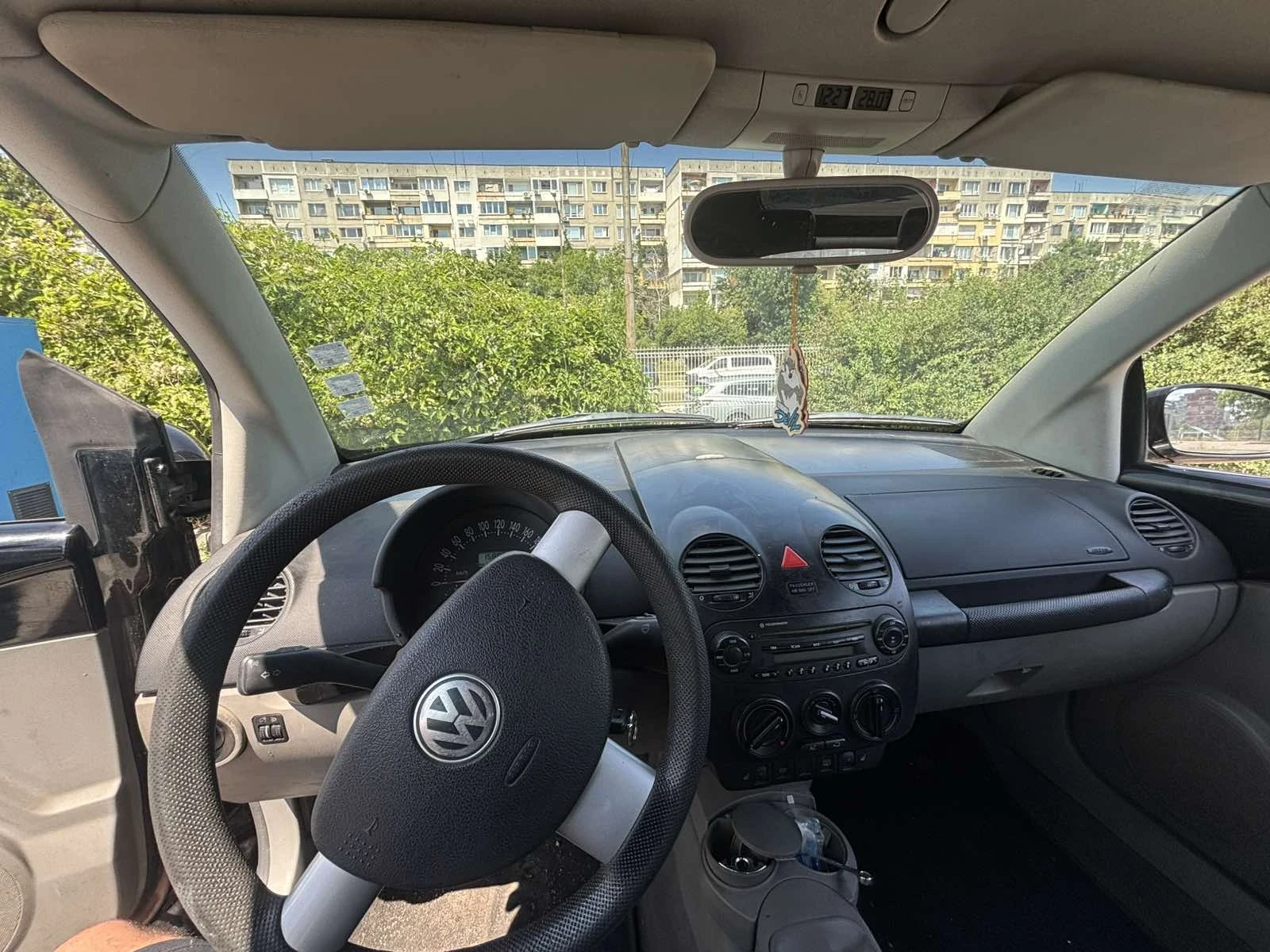 VW New beetle, снимка 8 - Автомобили и джипове - 55248872