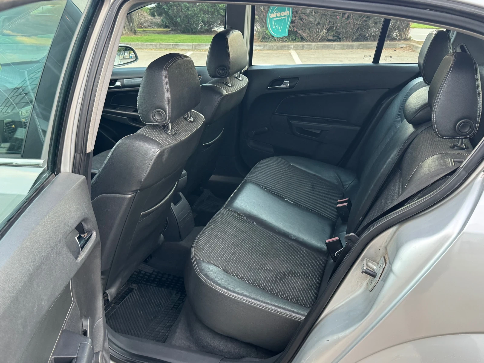 Opel Astra, снимка 9 - Автомобили и джипове - 55891665