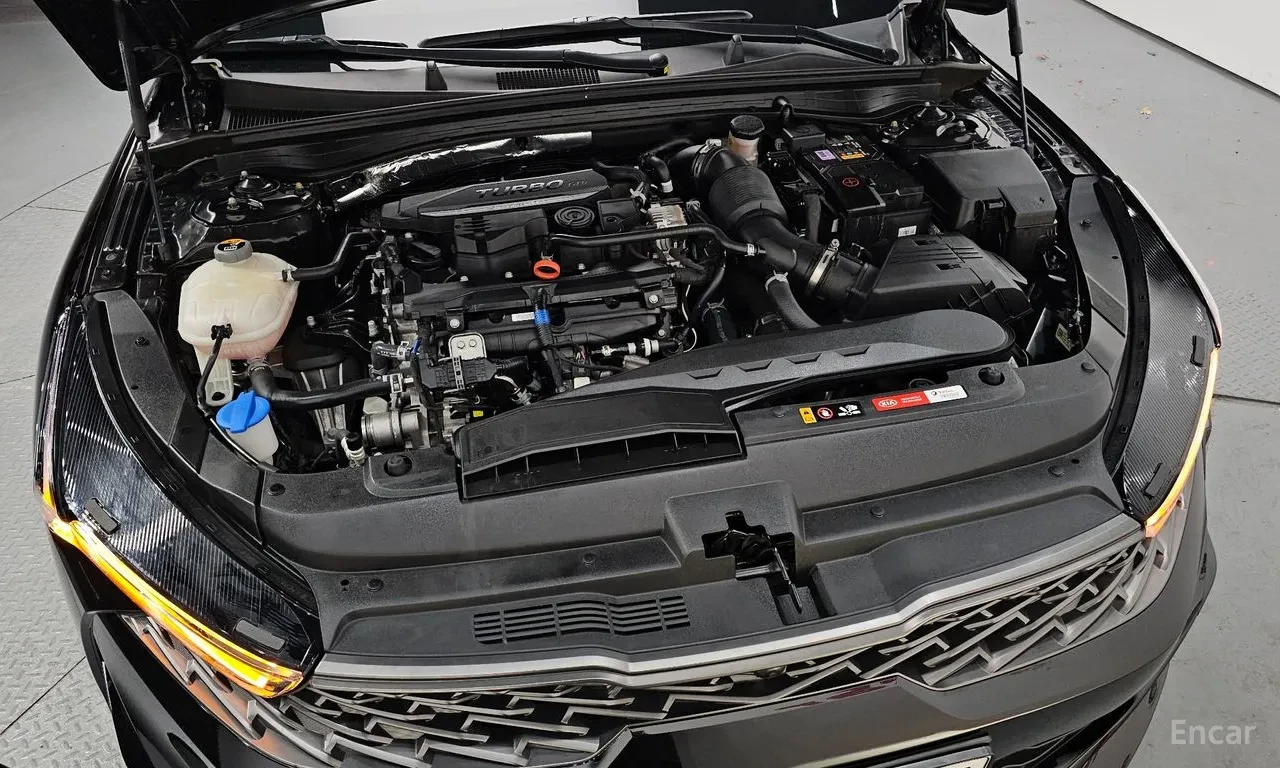 Kia K5 SIGNATURE FULL| DISTRO| HEADS UP| ОБДУХ| 360| БЕЗ , снимка 6 - Автомобили и джипове - 55959032