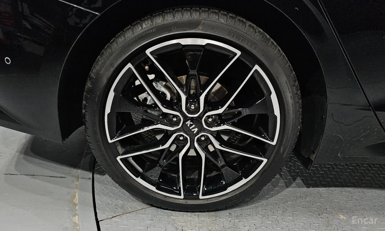 Kia K5 SIGNATURE FULL| DISTRO| HEADS UP| ОБДУХ| 360| БЕЗ , снимка 5 - Автомобили и джипове - 55959032