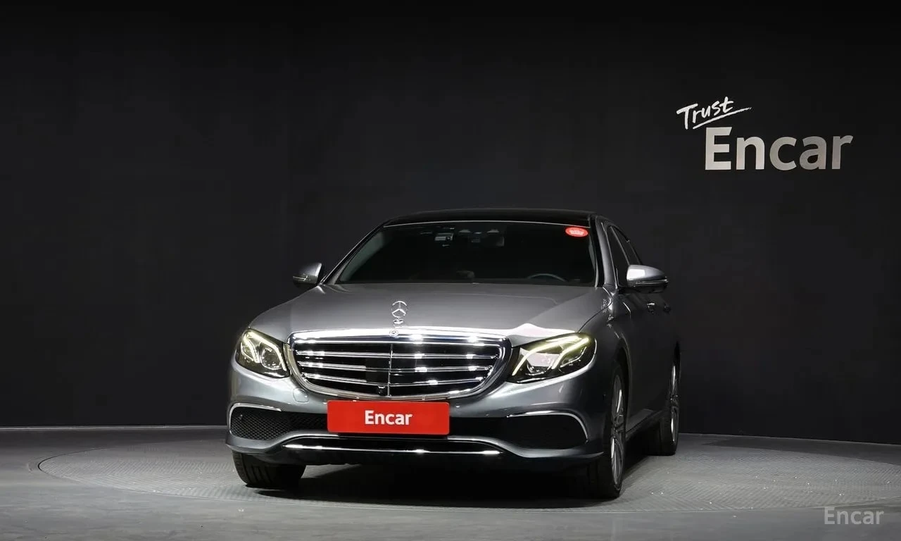 Mercedes-Benz E 450 4MATIC Exclusive /ОБДУХВАНЕ/ПАНОРАМА/BURMESTER/360, снимка 3 - Автомобили и джипове - 56010148