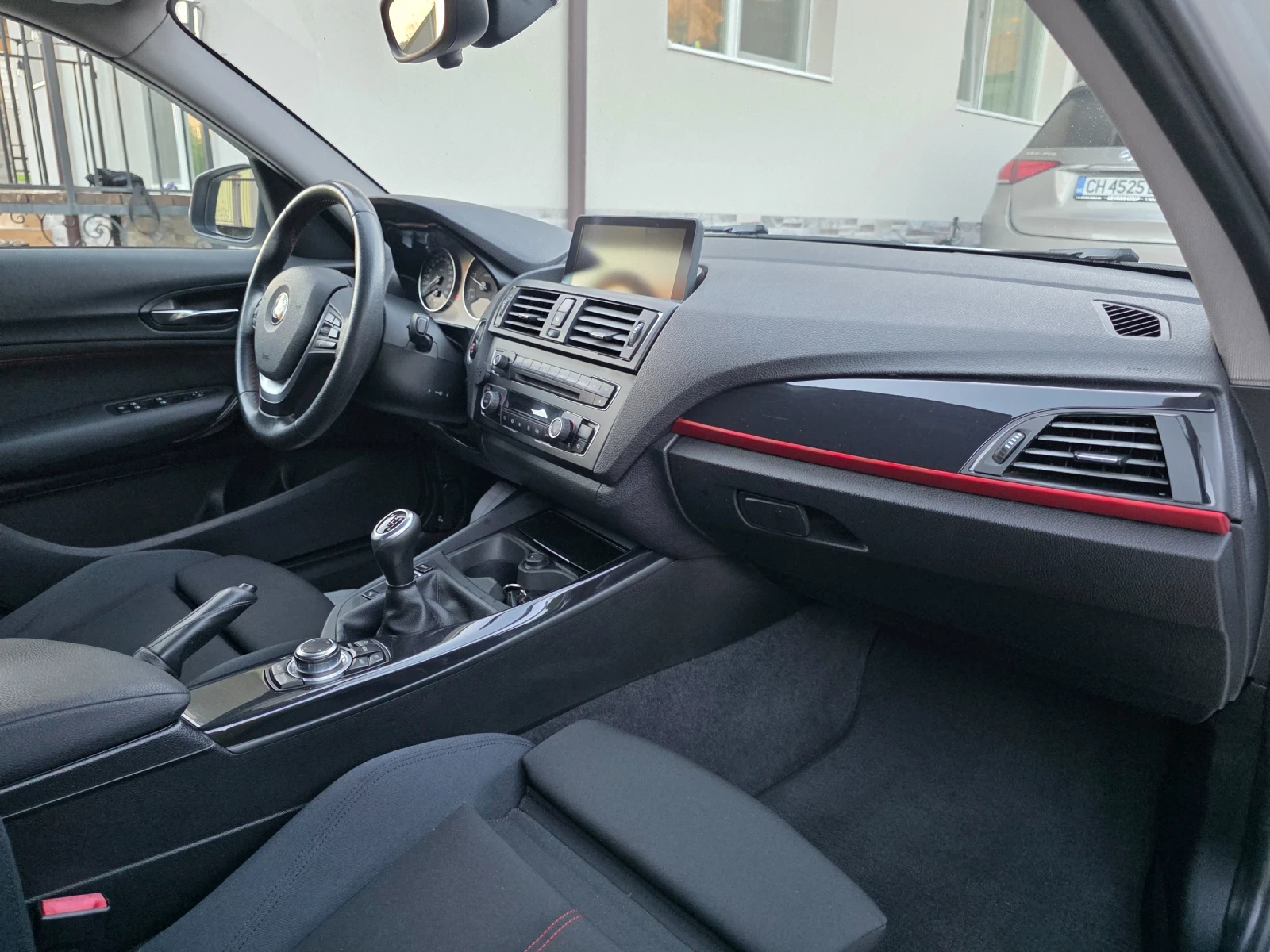 BMW 118 1.8 D BUSINESS SPORT, снимка 15 - Автомобили и джипове - 56012376